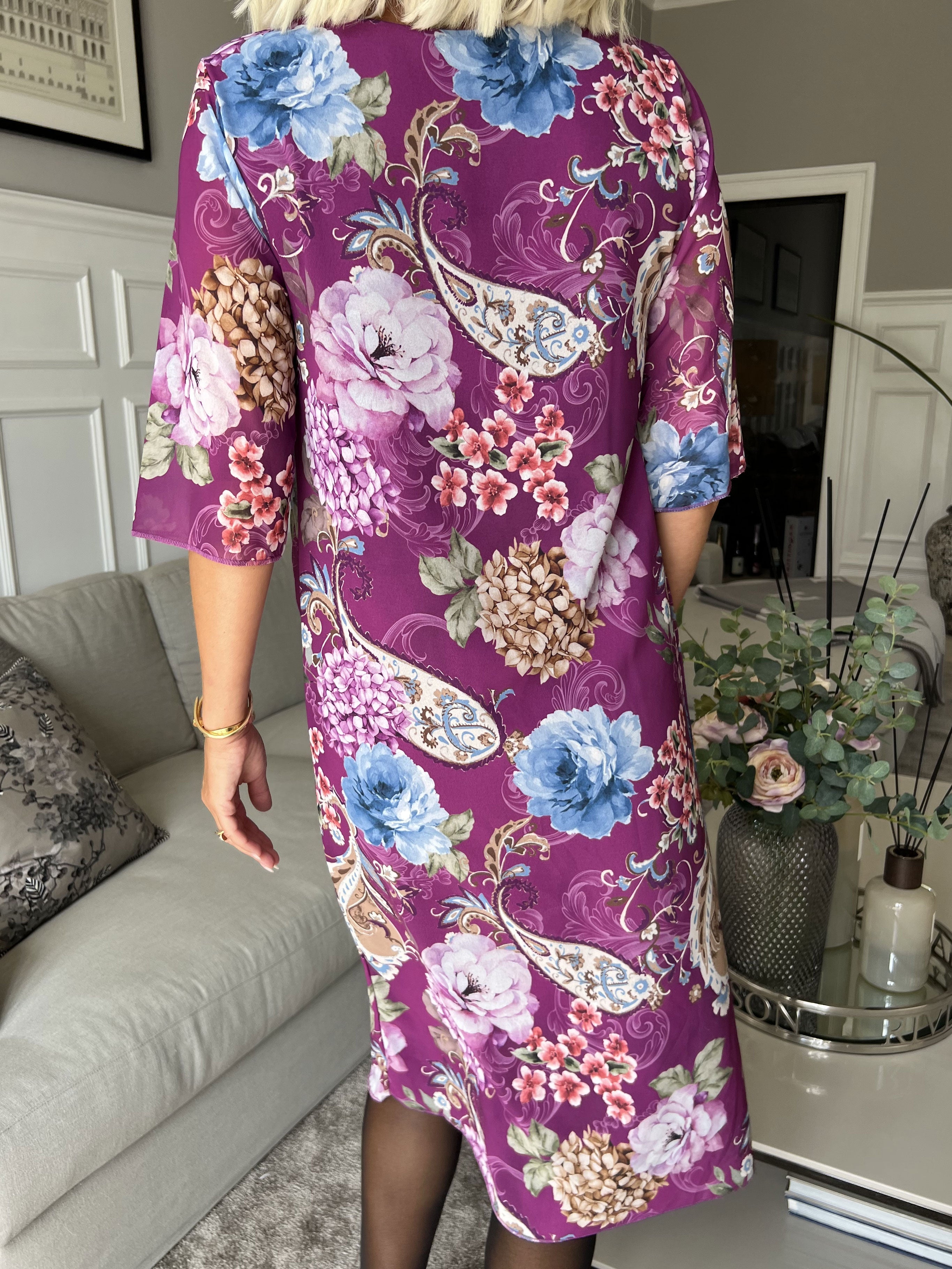 Zion Flower - Plisserad klänning med blommönster